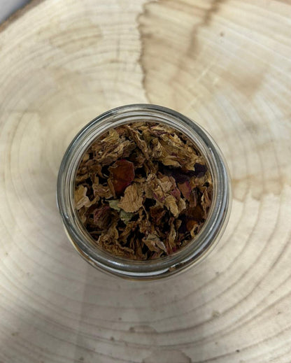 Dessus Infusion de pétales de rose Mémé Renée